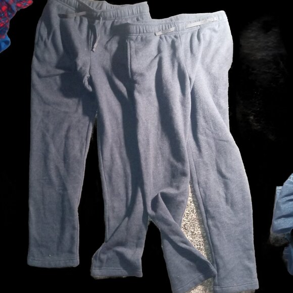 Warm boys sweat pants, soft inside Tek Gear large - Picture 1 of 2